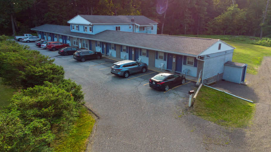 Others 4, Granby Motel, Hampshire