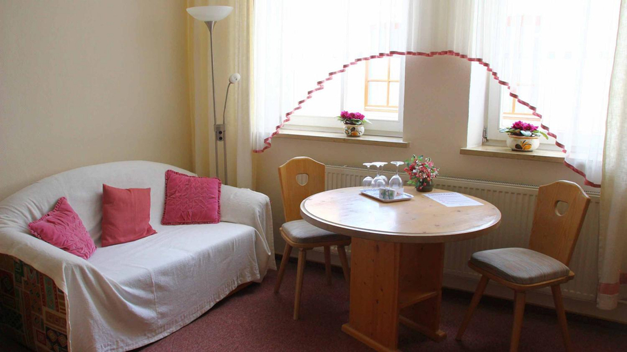 Bedroom 2, Hotel Gasthof Zum weissen Lamm, Wunsiedel im Fichtelgebirge