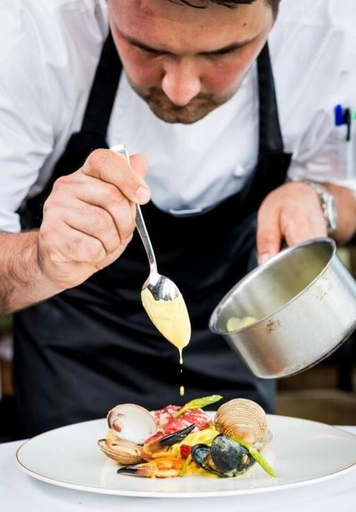 Food & Drinks 3, Zoe Bistro & Accommodation
