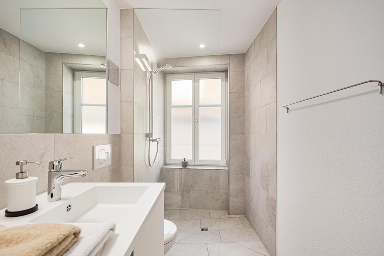 Bathroom 2, VISIMO Apartments Chur, Plessur