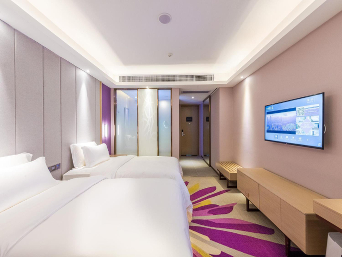 Bedroom 28