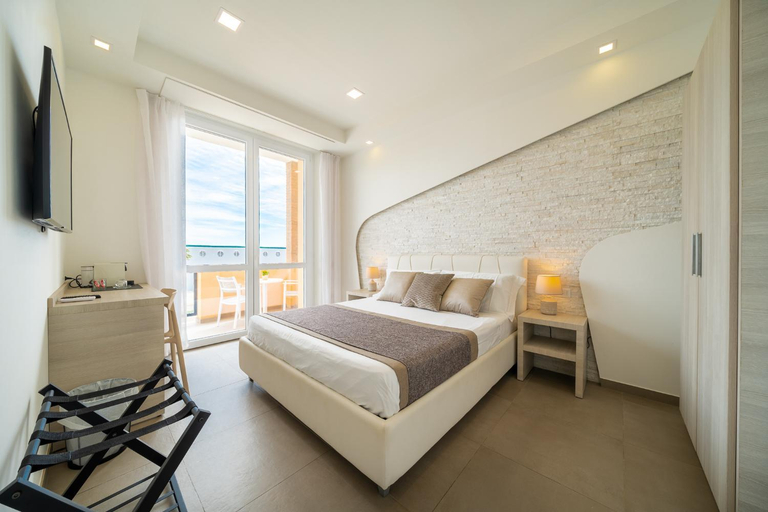 Others 4, Poseidon Rooms, Cagliari