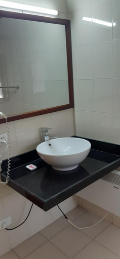 Bathroom 3, Kisa Villa, Kawang