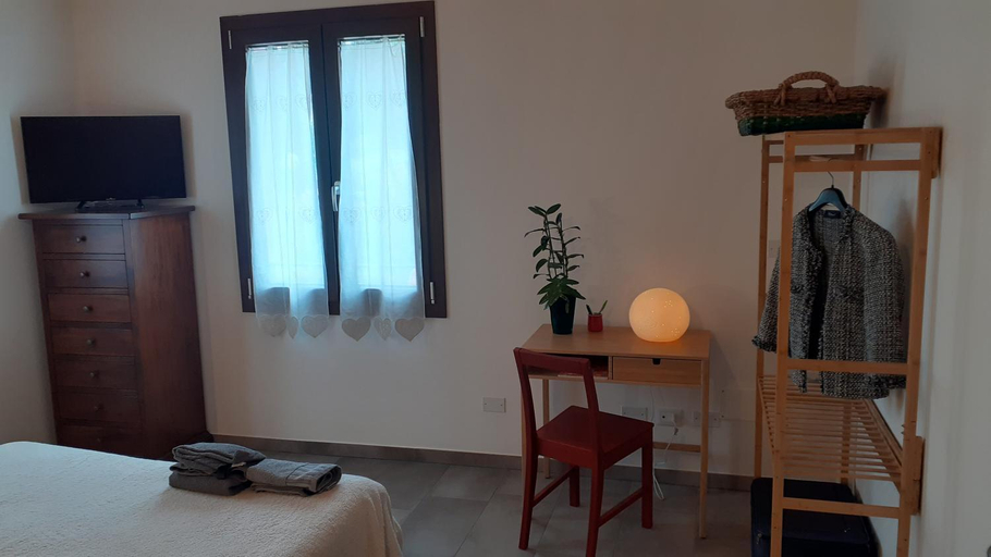 Others 5, b&b Onda Verde, Ancona