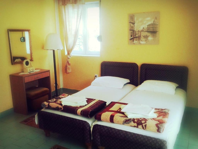 Others 3, Villa Marija Ulcinj