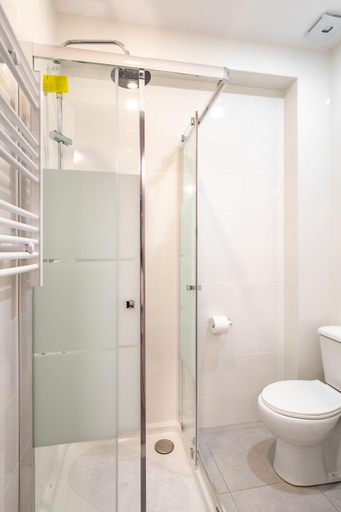 Bathroom 2, Dream House, Barcelona