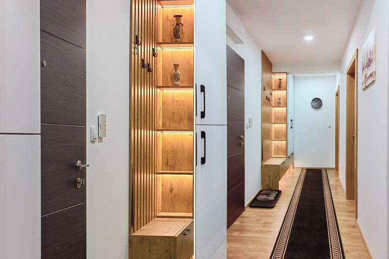 Silver Apartment, Istočno Sarajevo