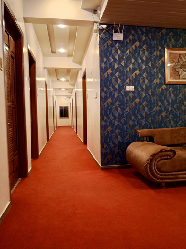 Others 5, Mz Hotel and Restaurant, Larkana