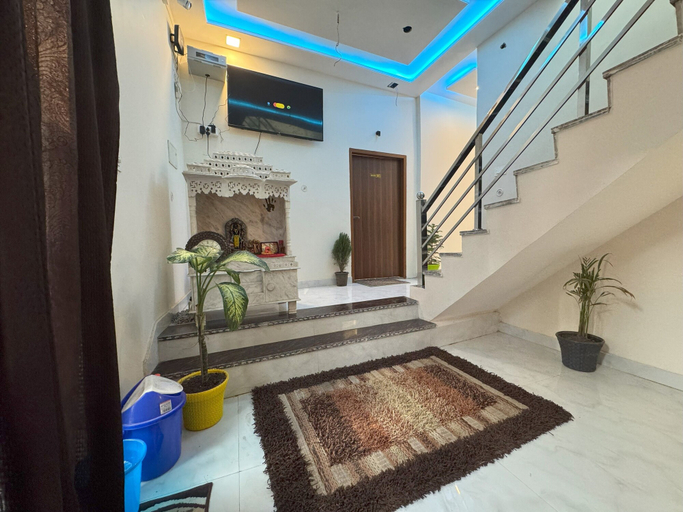 Others 5, It's Braj Raj Home Stay, Mathura