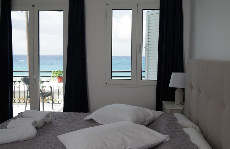 5, Soso's Apartments -Vacations Next to the Beach, Crete