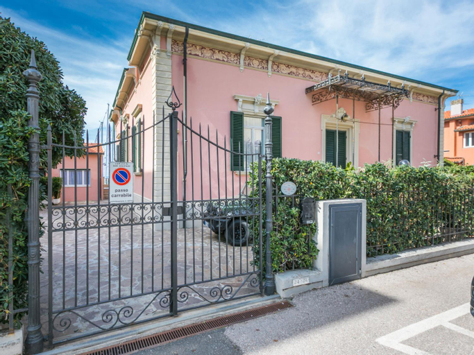 Apartment Ponente N-2 by Interhome, Livorno