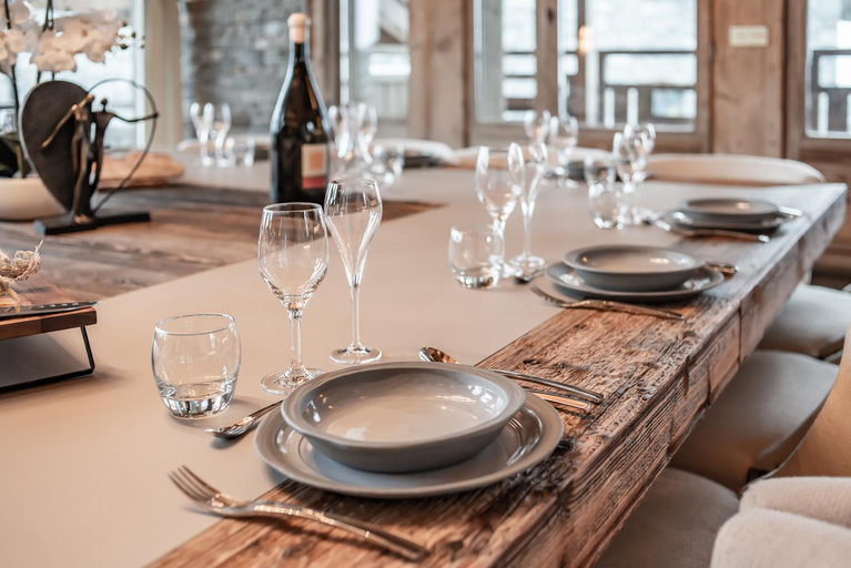 Food & Drinks, Chalets ANNAPURNA Lodge GANGA & Lodge MACHA 5 etoiles, Savoie