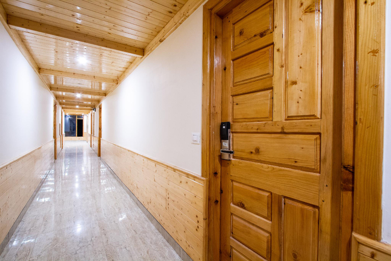 Public Area 2, Tripli Hotels Namaste Manali, Kullu