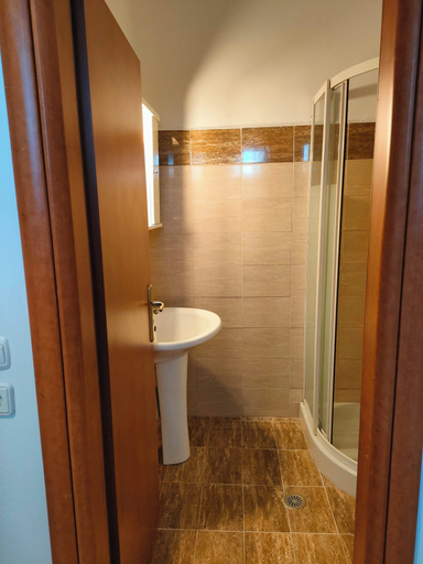 Bathroom 4, Sky-Line Apartments, South Aegean