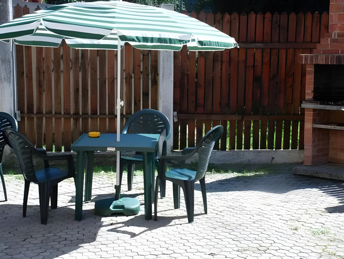 Others 3, Hostel Holland Bacau, Bacau