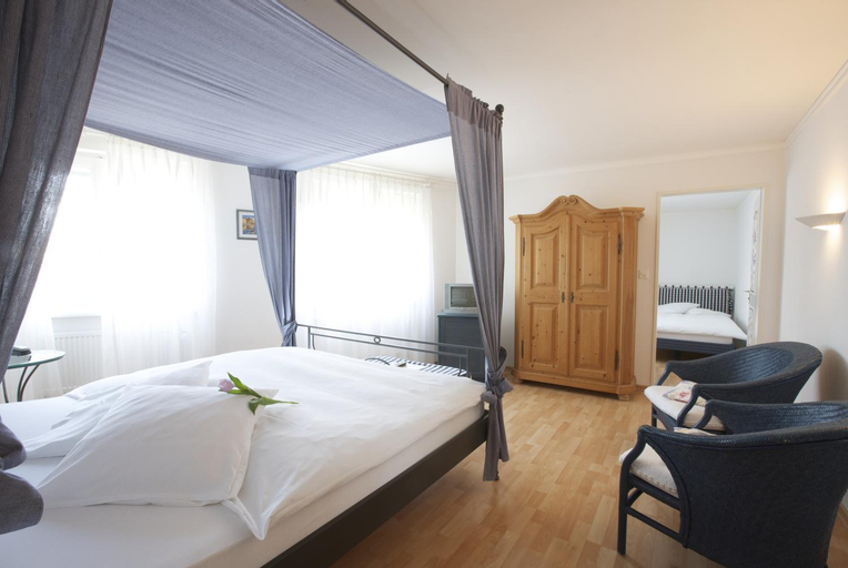 Bedroom 11