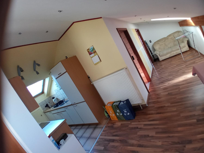 Others 5, Wohnung mit 2 - 3 Zimmern, Neckar-Odenwald-Kreis