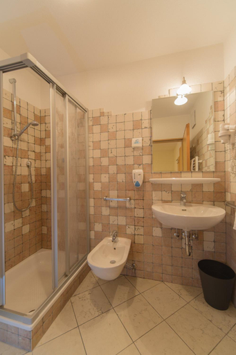 Bathroom 3, Residence Iris, Bolzano