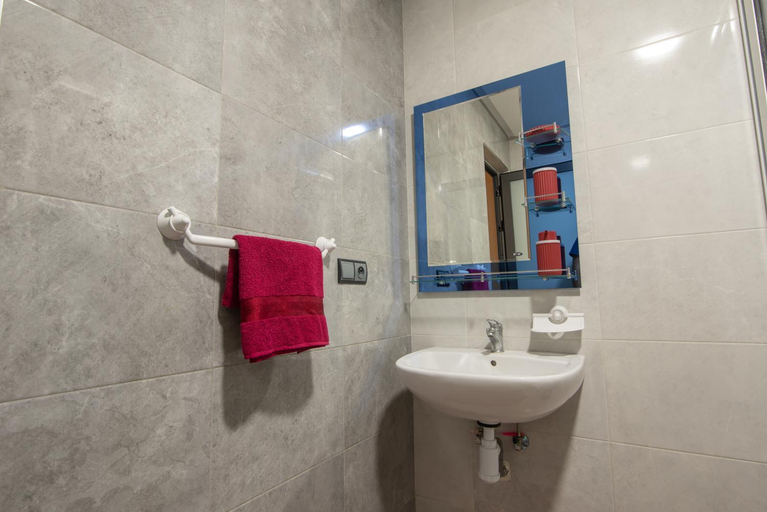 Bathroom 22