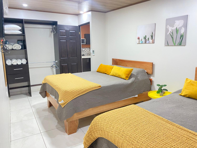 Others 2, Apartamentos H Gonzalez. Wifi A/C free parking, Alajuela