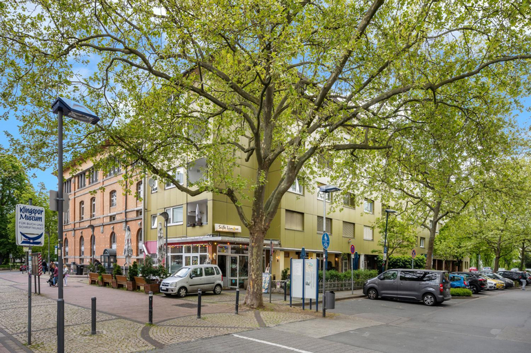 Urban Jungle Studio Apartment, Offenbach am Main