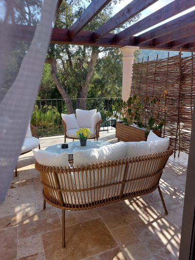 2, Auberge du Dom, Var