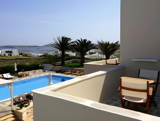 Others 2, Kallisti Paros, South Aegean