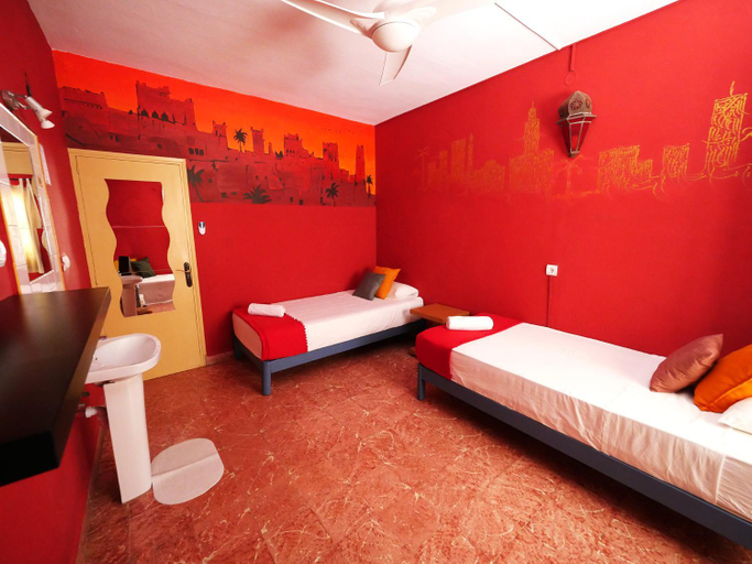 Others 5, Hostal Giramundo, Baleares