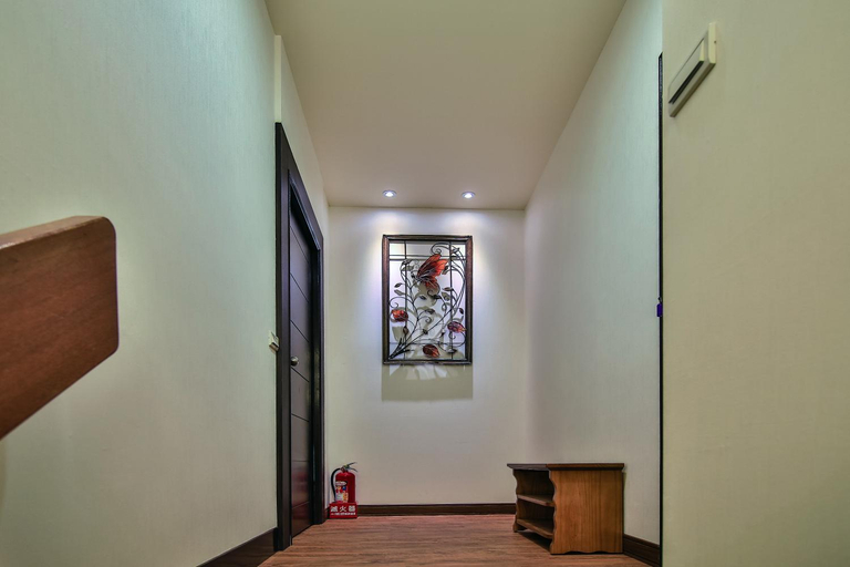 Others 3, Dawn of Tarot B&B, Taitung