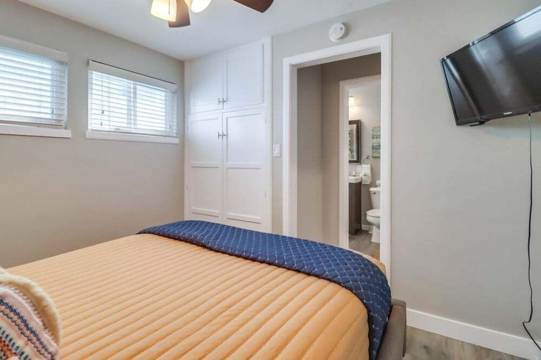 Bedroom 2, Casa Azul Lower, San Diego
