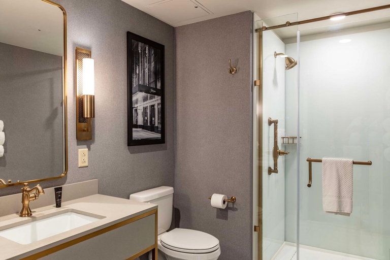 Bathroom 9