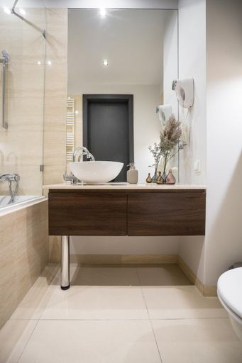 Bathroom 3, oompH Warsaw Central Luxurious Apartments with Balcony, Warsaw