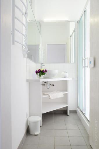 Bathroom 4, Hotel Black Cube, Obukhivs'kyi