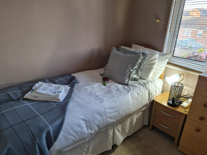 Others 4, Sturry House, Kent