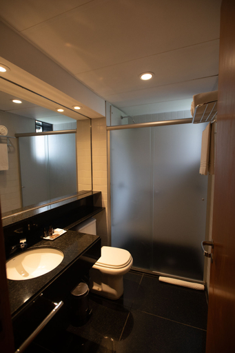 Bathroom 22