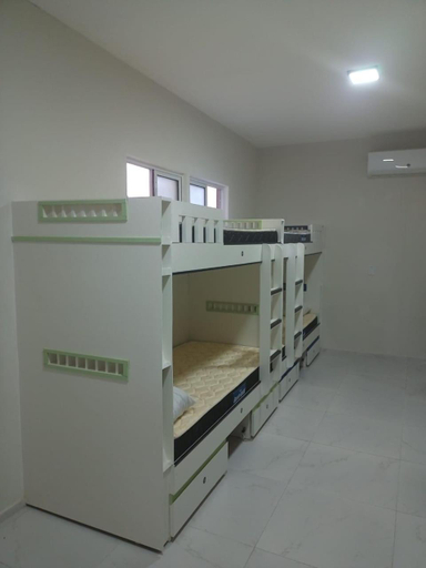 Bedroom 26