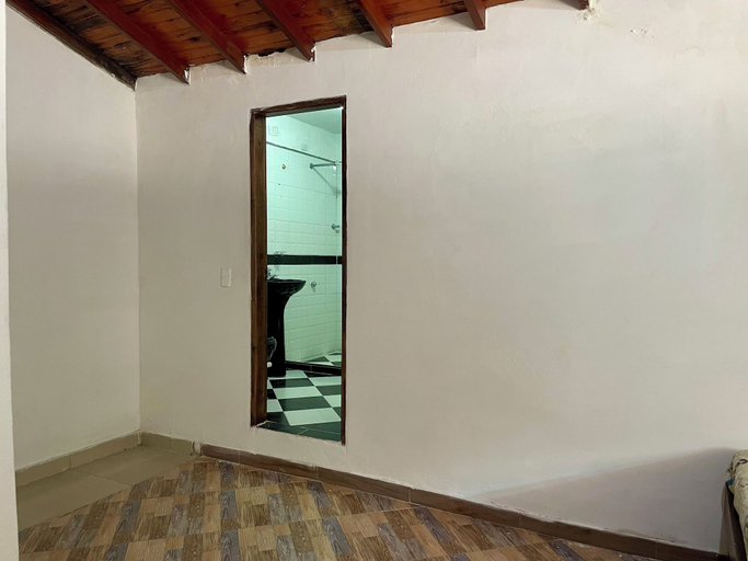 Others 5, Hotel El Olimpo, Medellín
