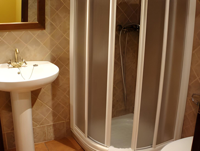 Bathroom 3, El Rincon de Castilla, Salamanca