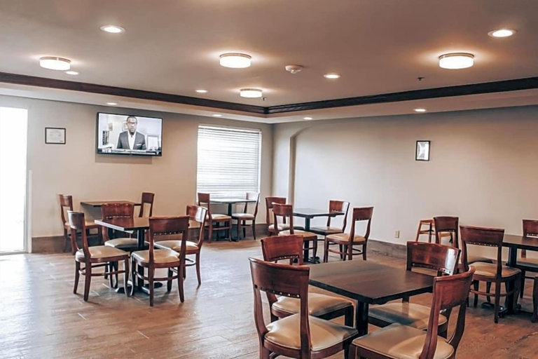 Food & Drinks 5, Lucille's Hotel, Custer