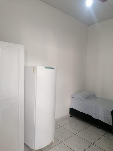 Others 4, quarto para Rapaz, centro, Sinop MT, Sinop