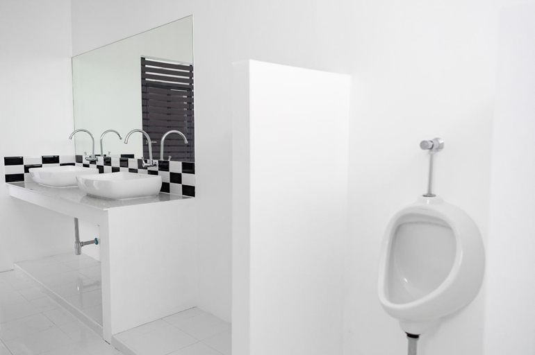 Bathroom 2