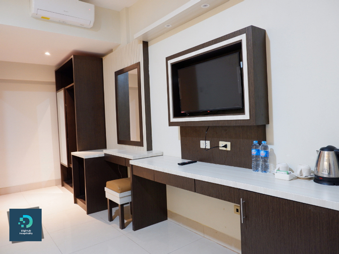 Bathroom 10