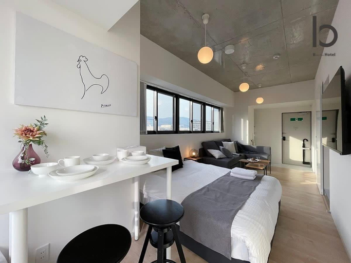 Bedroom 2, bHOTEL Nekoyard - Quiet Studio, 5 Min to Peace Park & City Center, Hiroshima