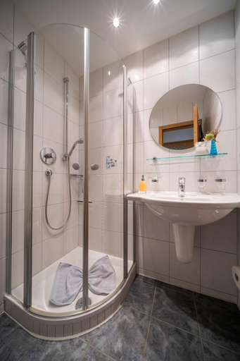 Bathroom 2, Ferienhof Berger UG, Bodenseekreis