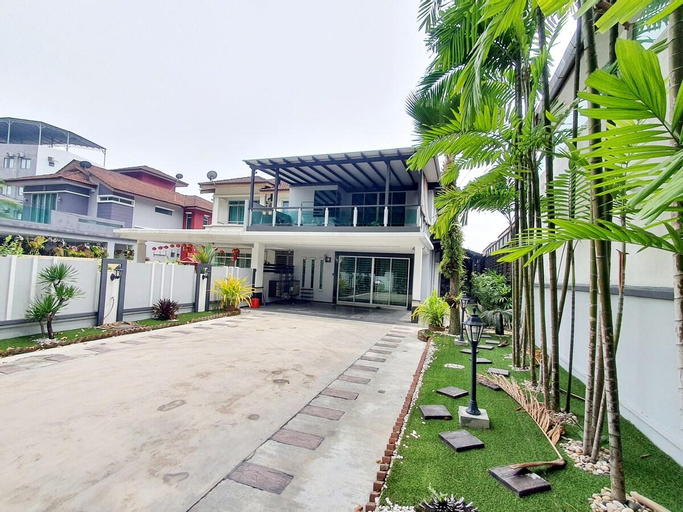 GARDEN COZY2STOREY HOME 4ROOM 10PAX@NEAR ALMAJUSCO, Seberang Perai Tengah