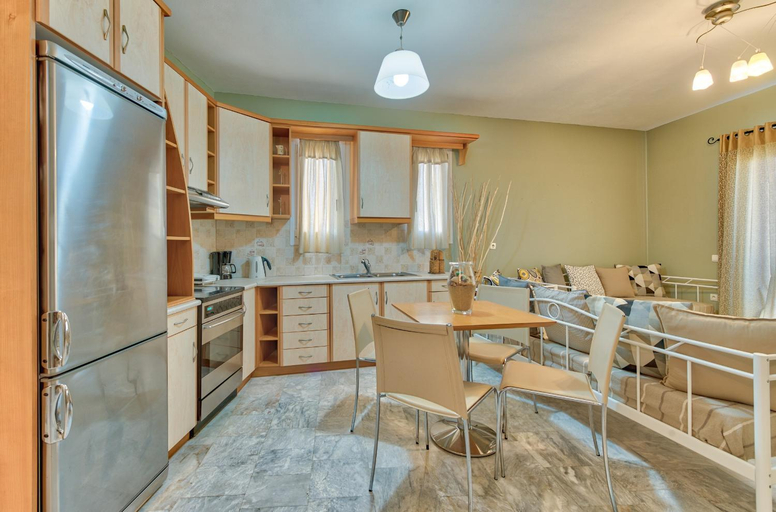 Kitchen 2, Avesta Apartments - 200m from the beach, by ZanteWize, Ionian Islands