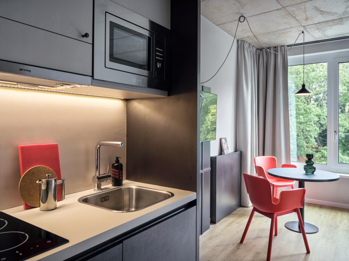 Dining Room 6