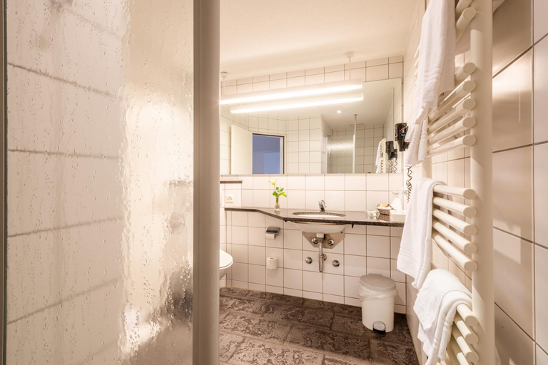 Bathroom 3