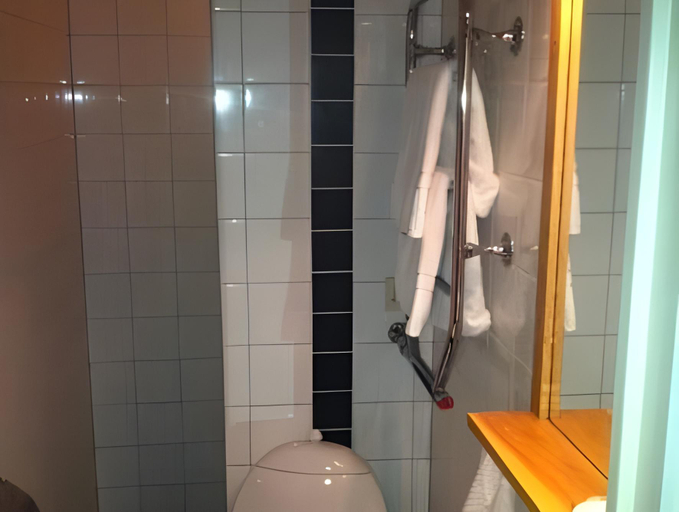 Bathroom 3, Hotell Fisketangen, Sotenäs