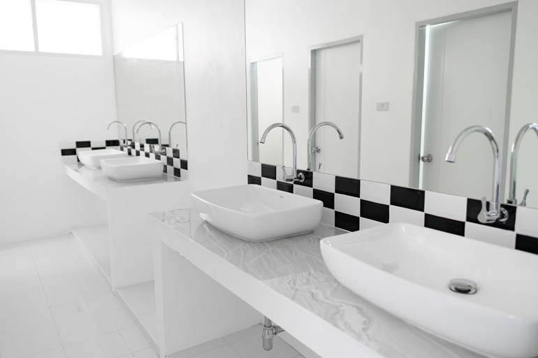 Bathroom 3